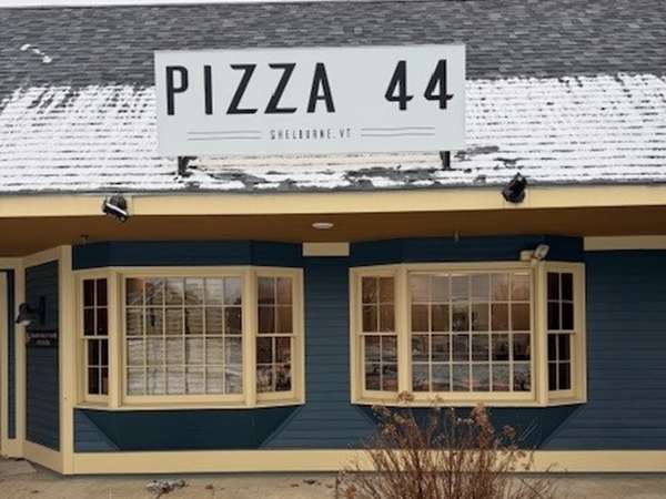 Pizza 44 Shelburne Road location